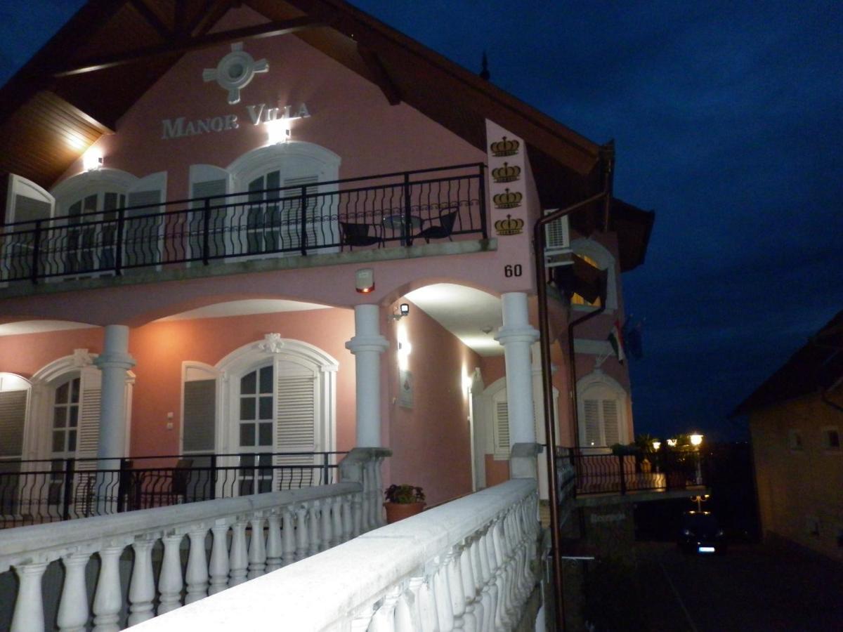 Manor Villa Hévíz Exteriör bild